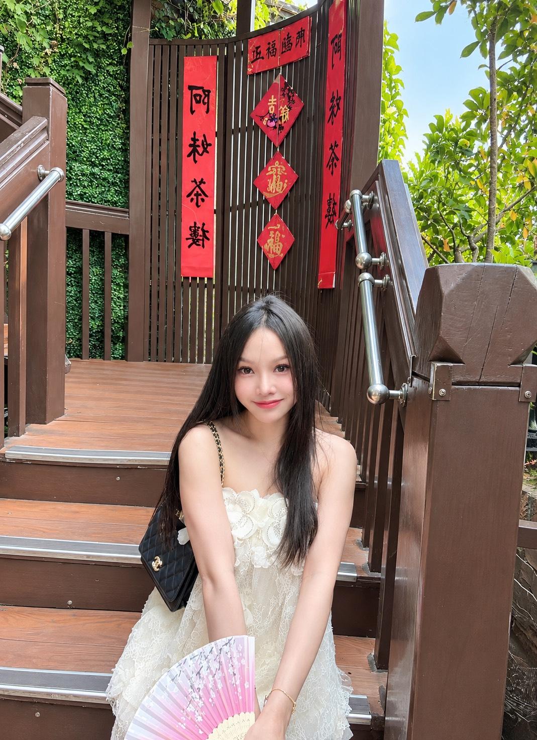 Profile image 1